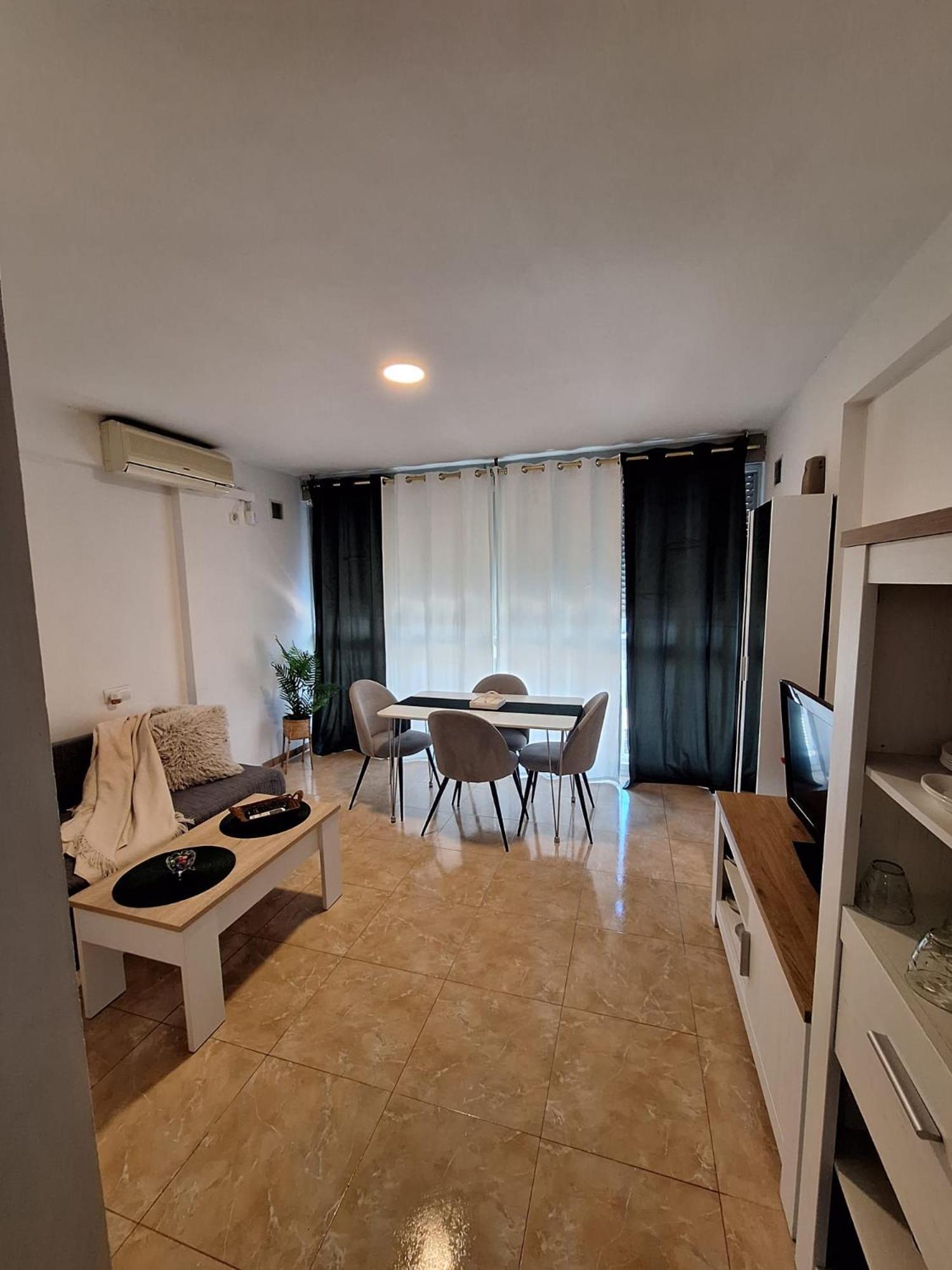 Beautiful New One Bedroom Apartament In Benidorm Eksteriør bilde